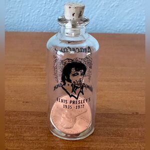 Elvis Presley Graceland Penny in a bottle miniature bottle 1990 penny inside